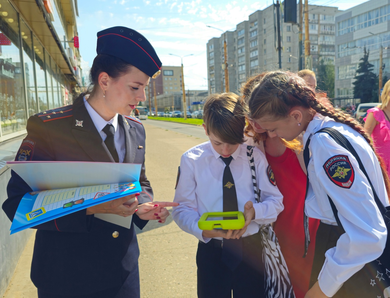 В День знаний костромичи сдали дорожные экзамены на пятерки