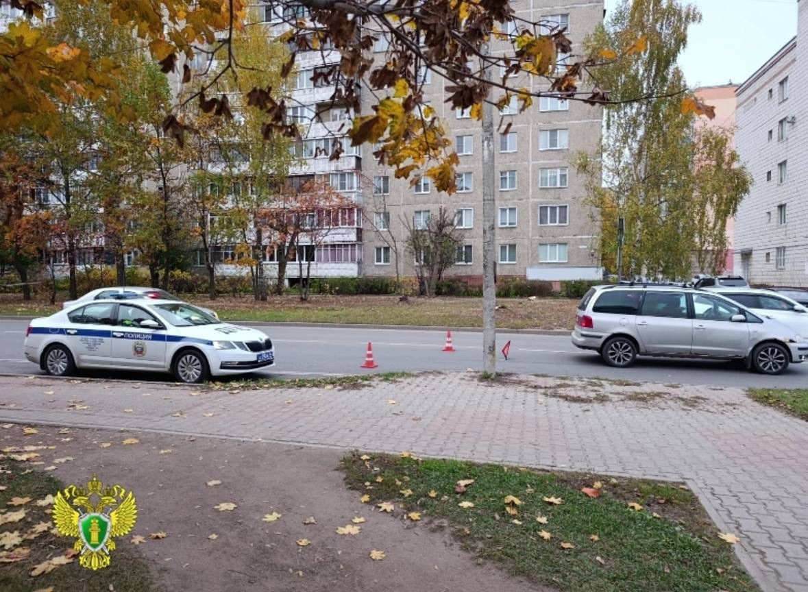 16-летний юноша попал под колеса иномарки в Костроме