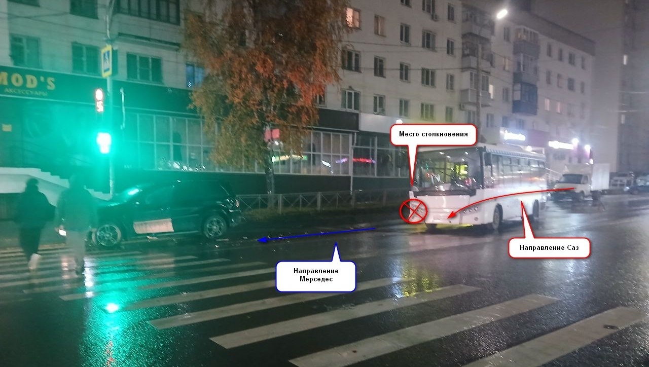 Пассажирский автобус врезался в Мерседес на Кинешемском шоссе в Костроме