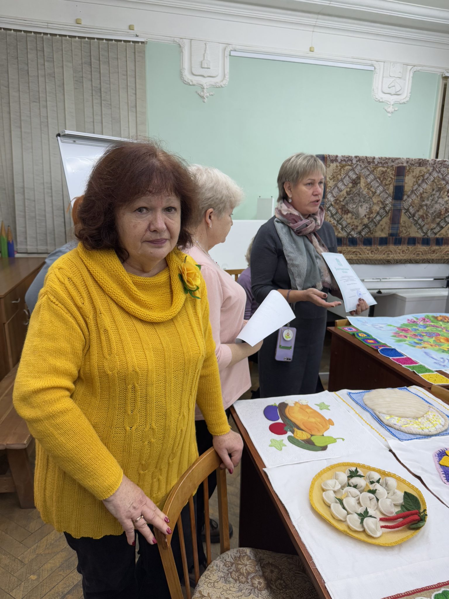 В Костромском музее-заповеднике показали вкусную скатерть-самобранку