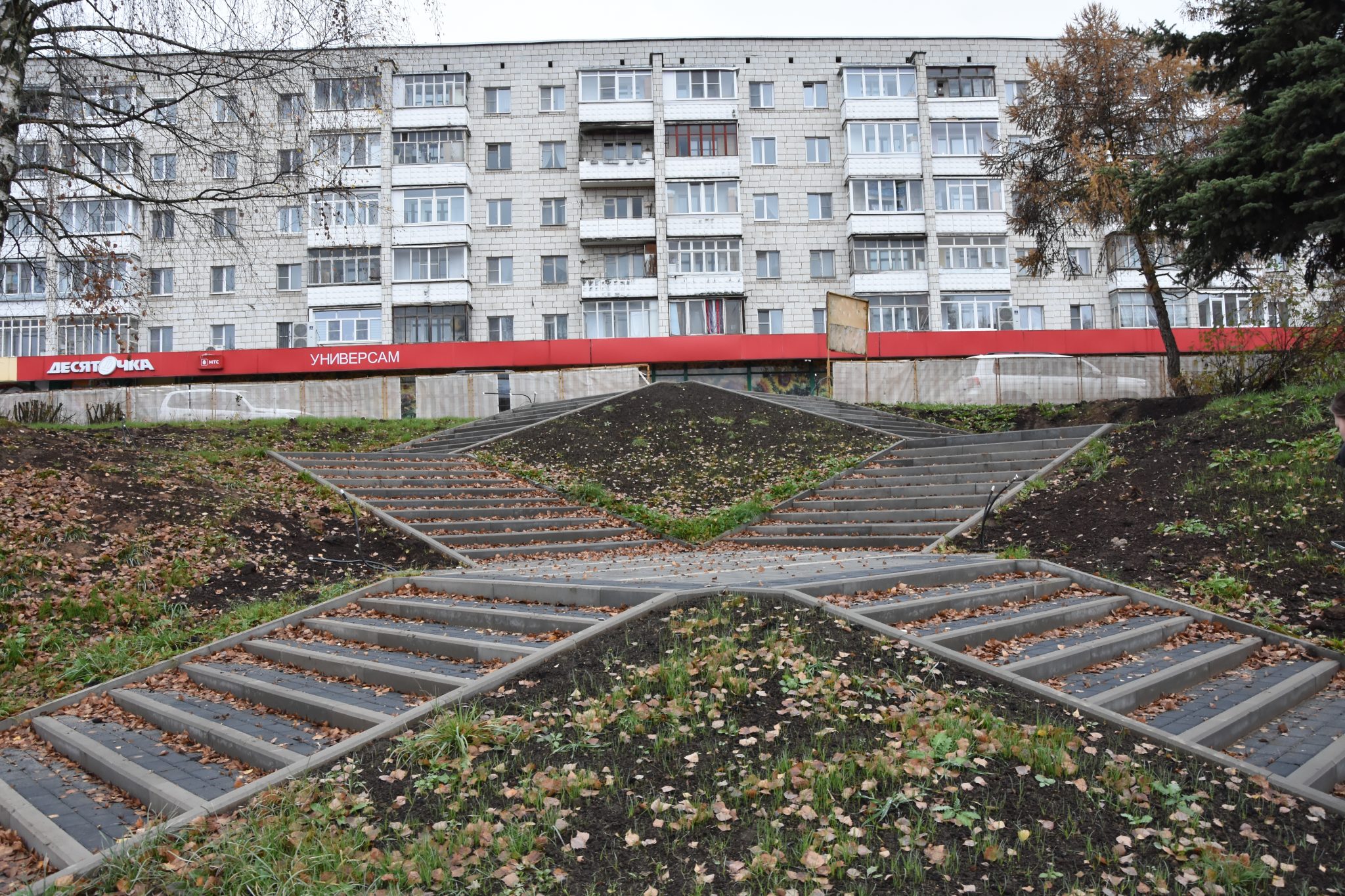 Ремонт сквера на Голубкова в Костроме завершится летом следующего года