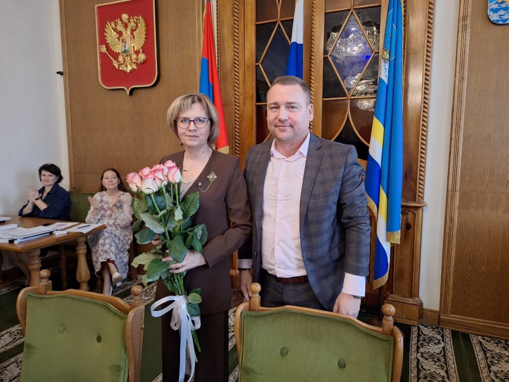Председателем Думы Костромы стала школьный директор с двадцатилетним стажем