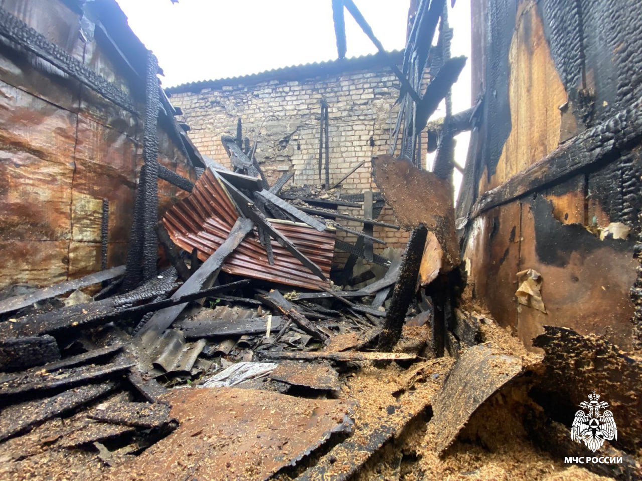 В выходной в Костромской области горели заброшки