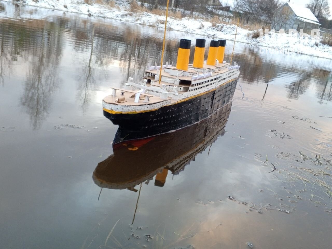 В Костромской области пустили на воду брата-близнеца знаменитого Титаника
