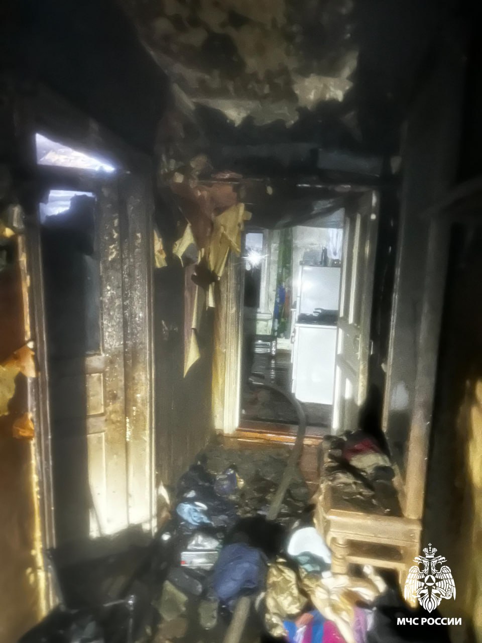 Жилой дом полыхал в костромском райцентре