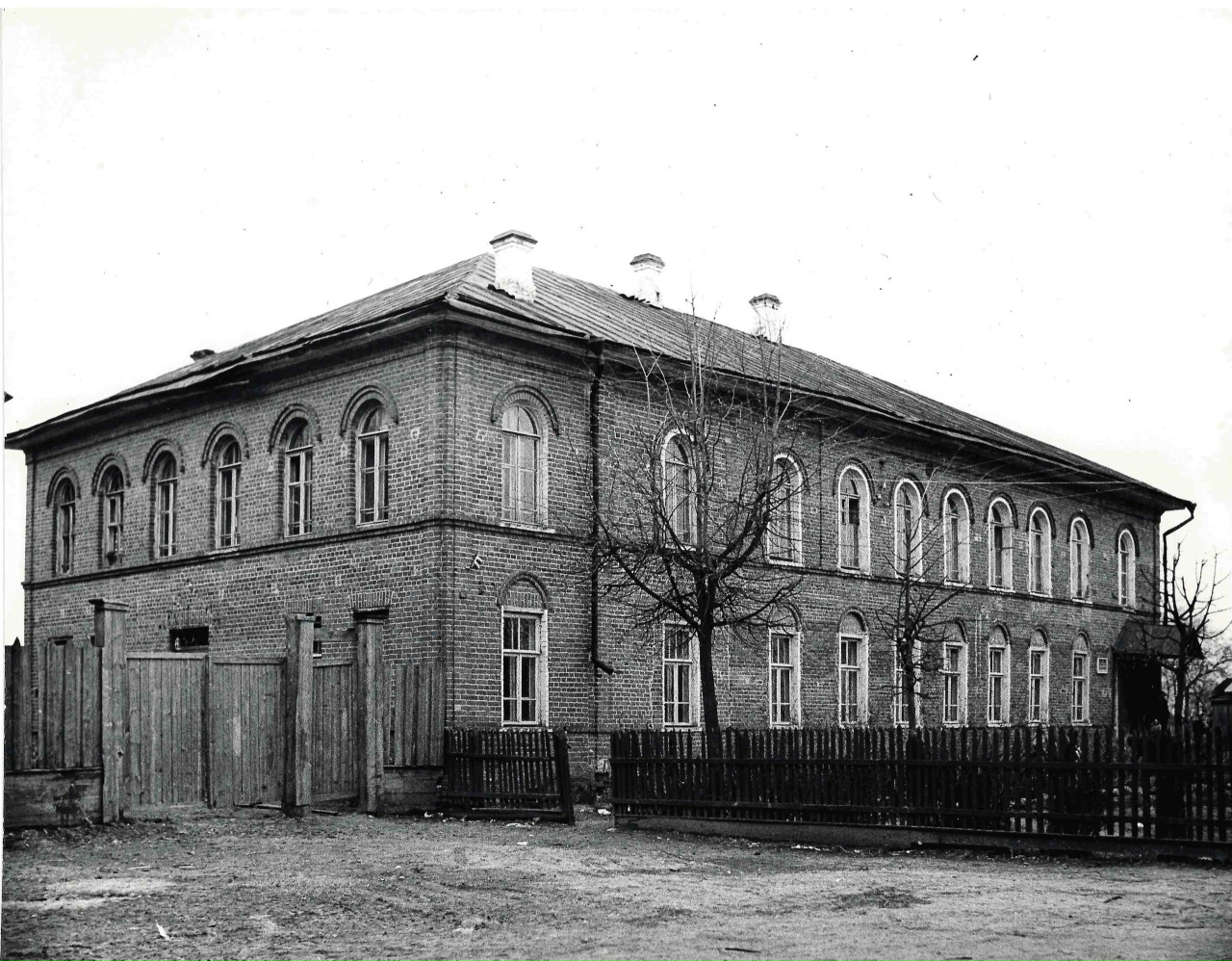 В Костромской области выставили на аукцион училище 19 века