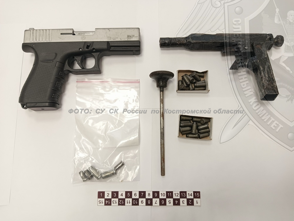 Два кировчанина попались на продаже пистолетов в Костромской области