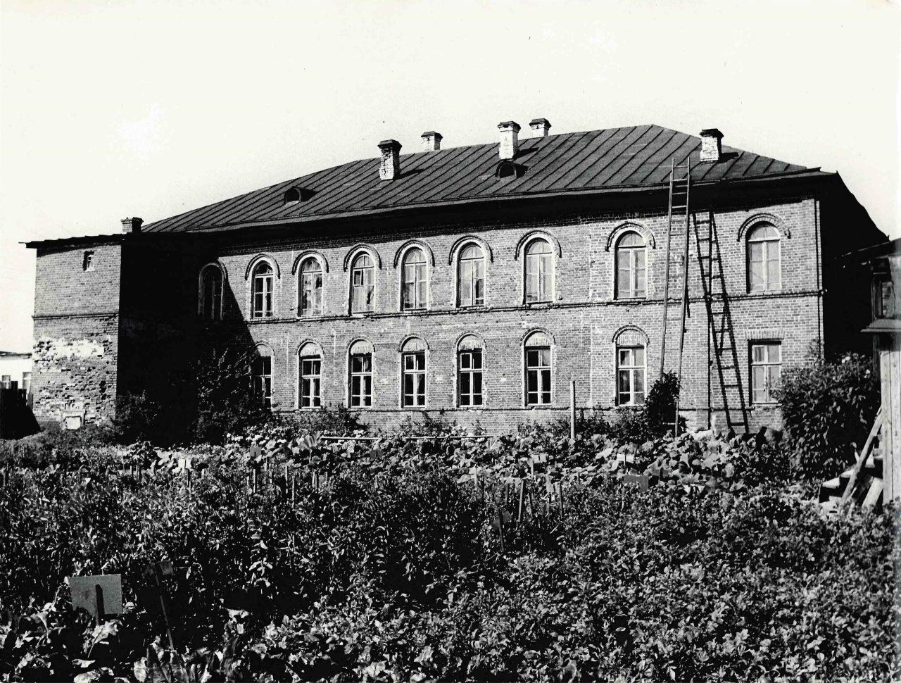 В Костромской области выставили на аукцион училище 19 века