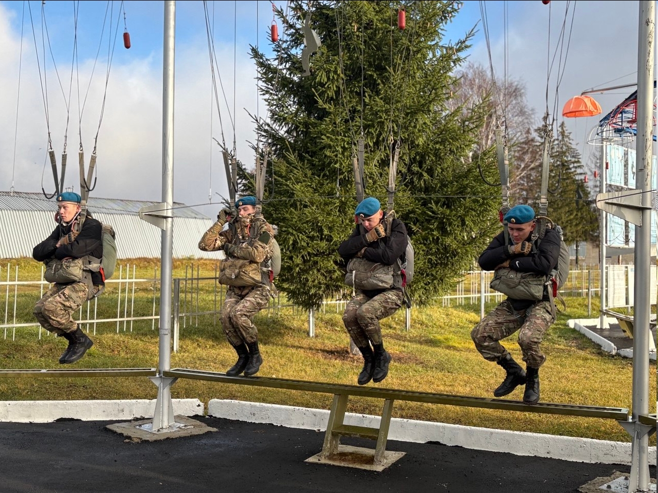 Юные патриоты Галича будут прыгать с парашютом на базе 331 костромского полка