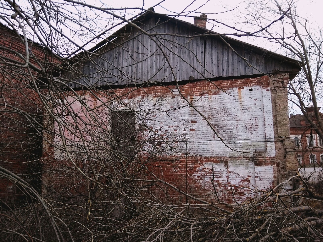 Старинный дом в костромском поселке чудесным образом обрел хозяина