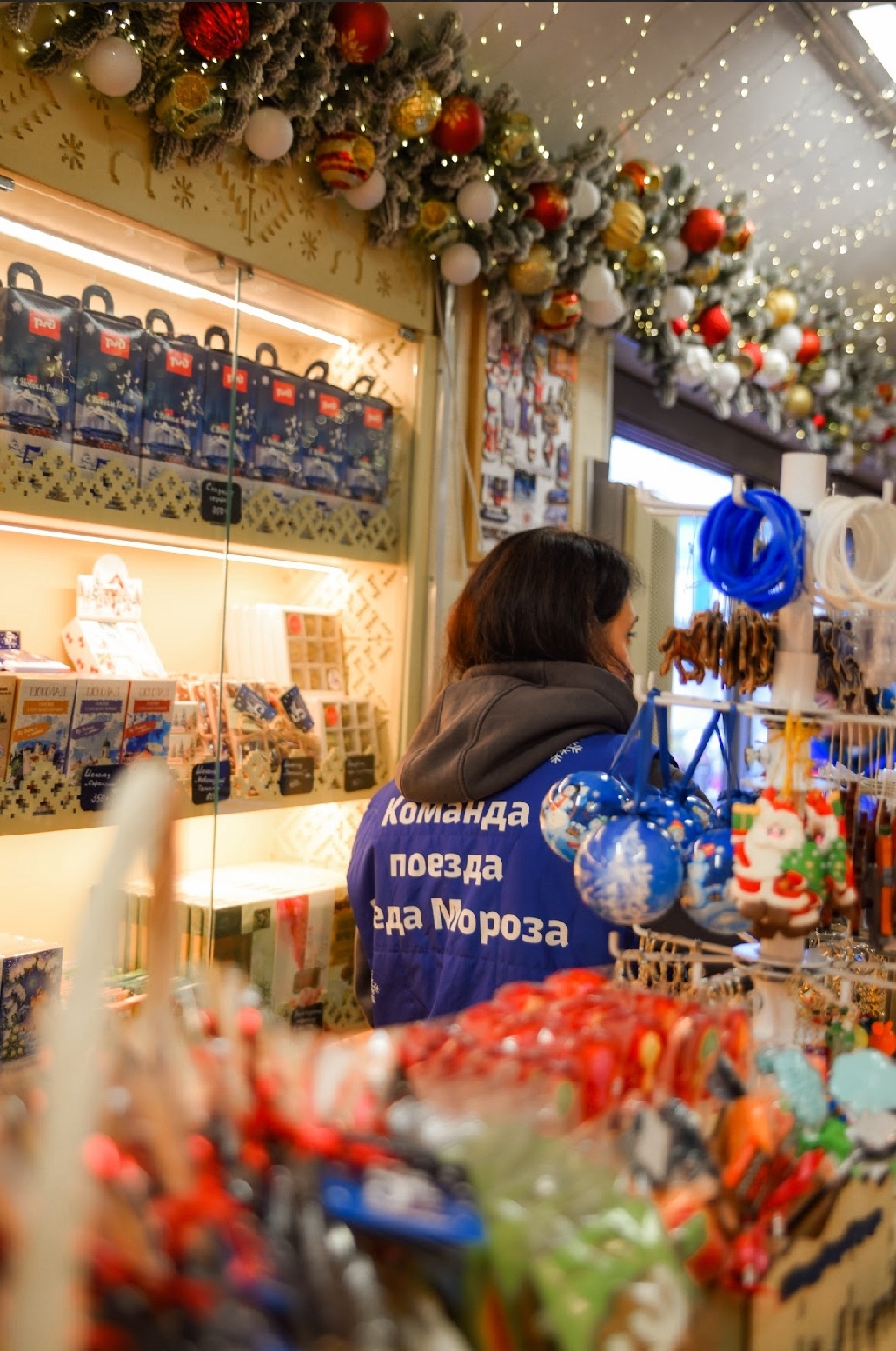 Идущий через Кострому поезд Деда Мороза отправился в путь