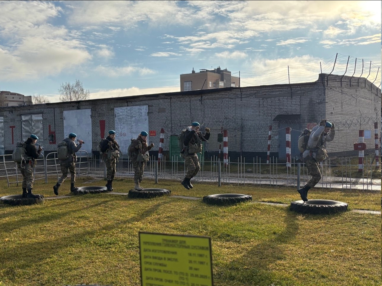 Юные патриоты Галича будут прыгать с парашютом на базе 331 костромского полка