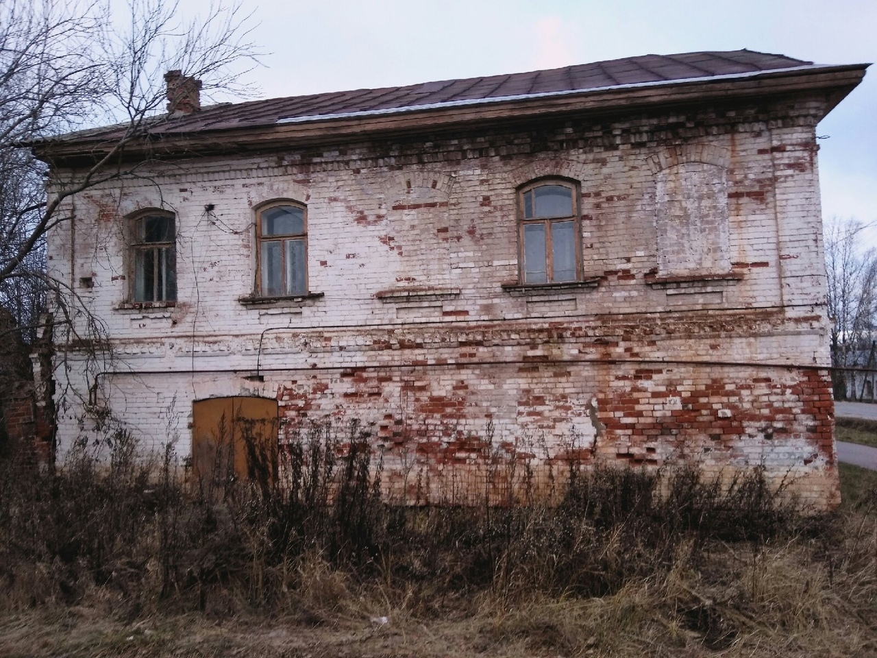 Старинный дом в костромском поселке чудесным образом обрел хозяина