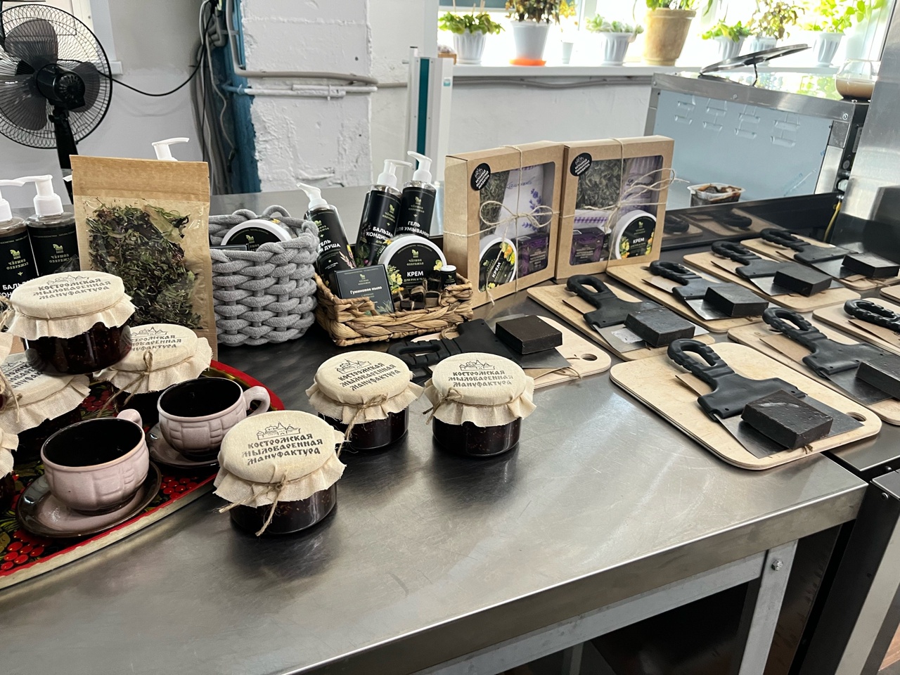В Костроме состоялось официальное открытие мыловаренной мануфактуры по новому адресу