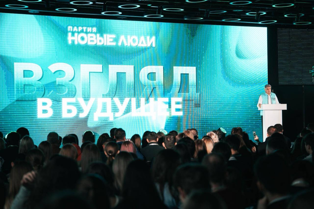 От пересдачи ЕГЭ до контроля мигрантов: «Новые люди» рассказали, что полезного сделали для костромичей