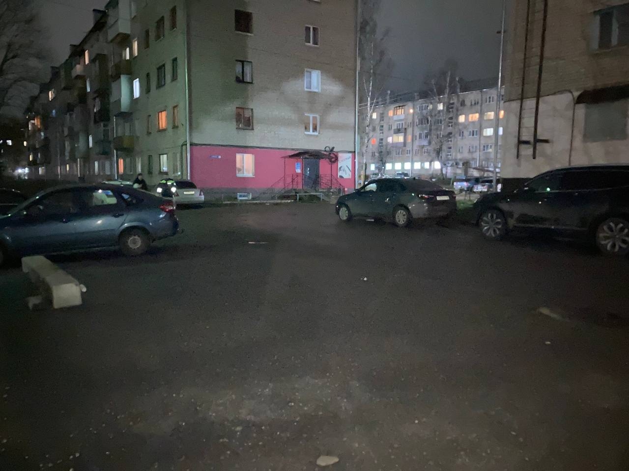 Наехал на чужой автомобиль и скрылся: костромские автоинспекторы ищут свидетелей ДТП