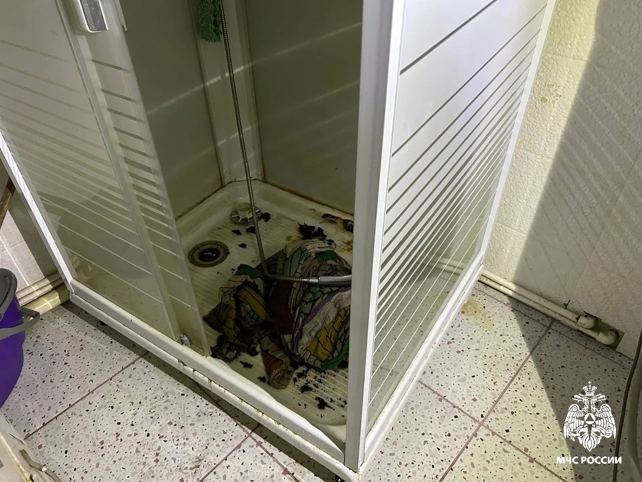 Костромские огнеборцы спасли человека при пожаре в пятиэтажке