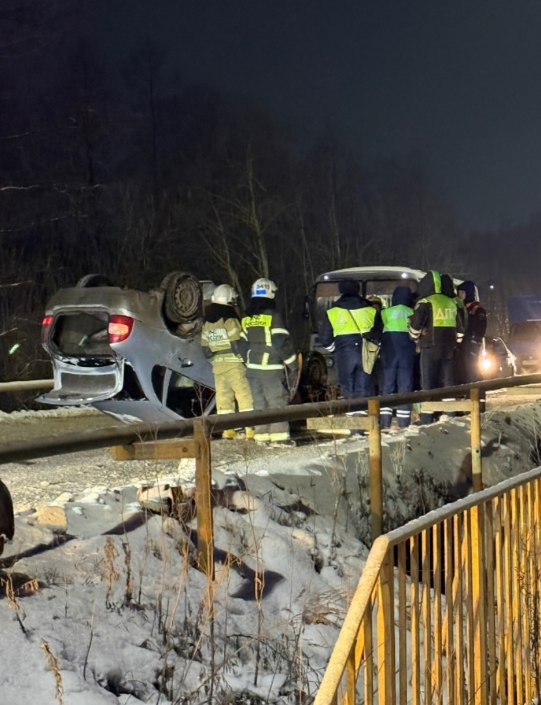 В Шарье перевернулась машина с ребенком на пассажирском сидении