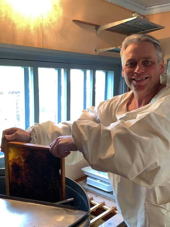 Костромской пчеловод завоевал «бронзу» на конкурсе «Золотой мёд России 2025»