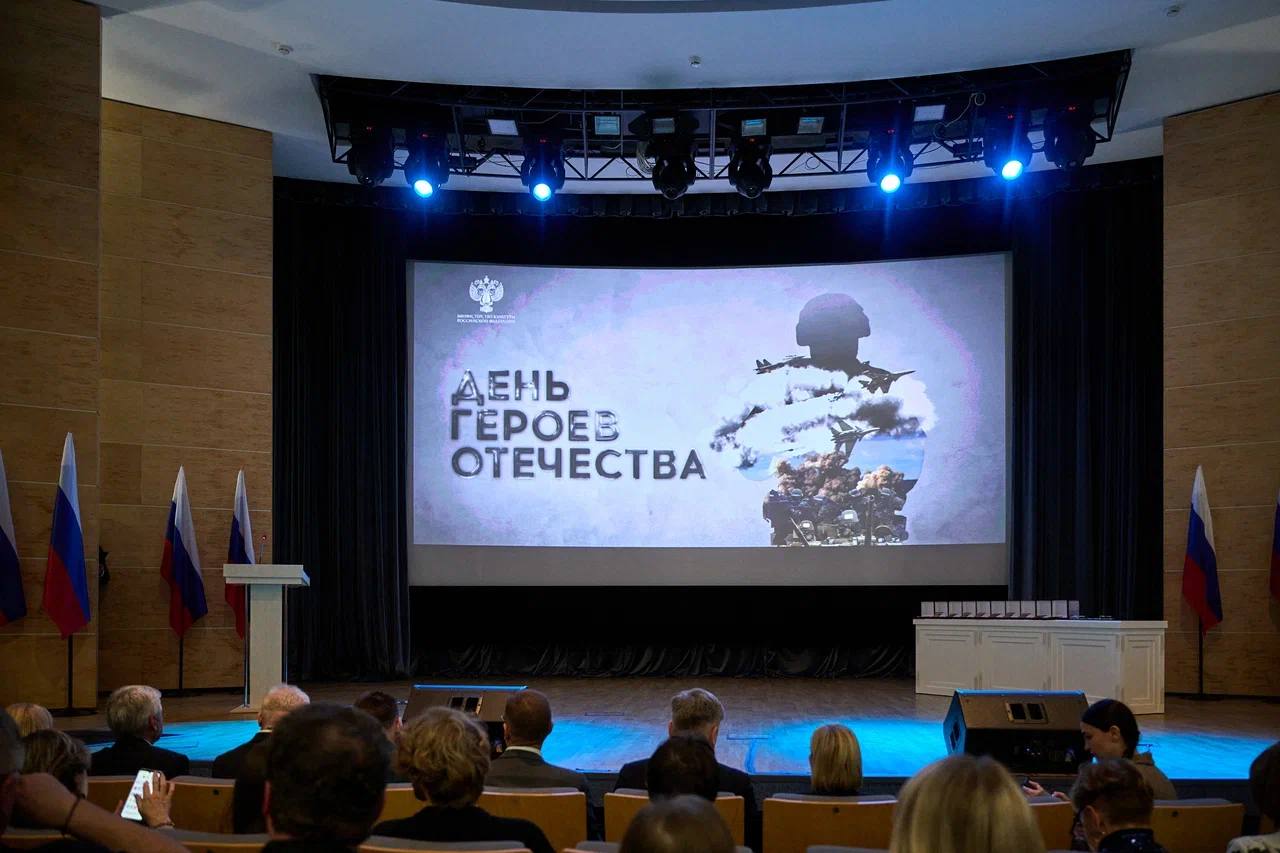 Костромского поэта Михаила Душина наградили медалью Александра Твардовского