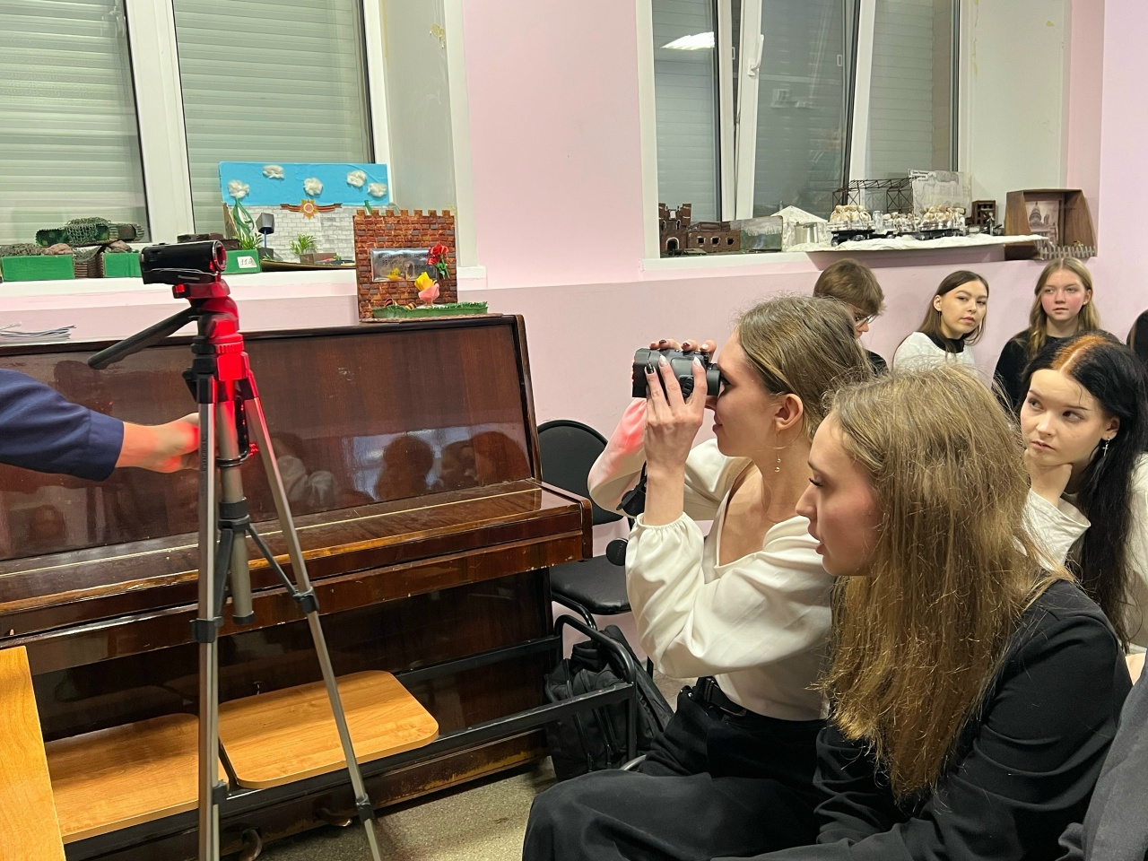 Костромские криминалисты раскрыли школьникам секреты следствия