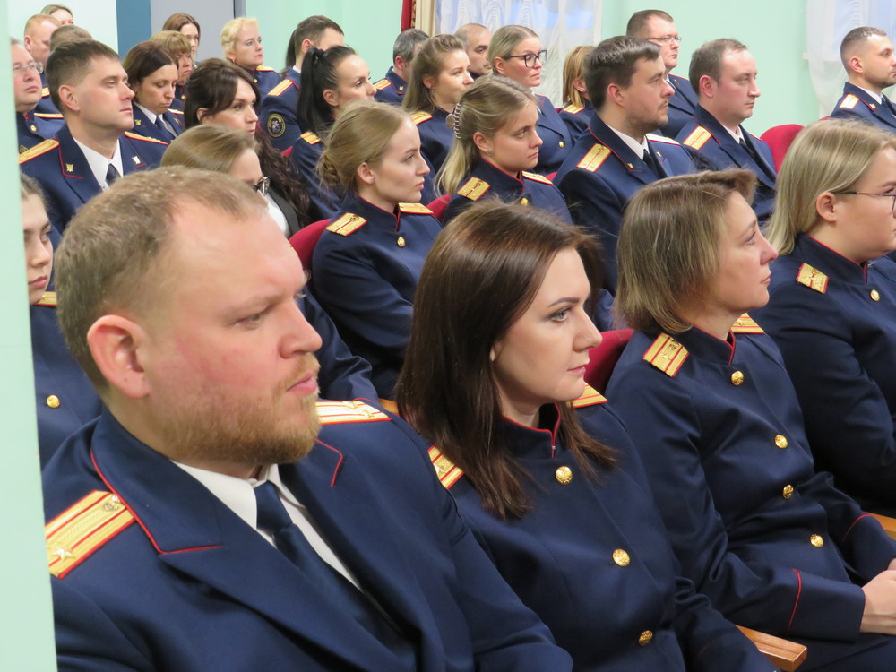 В следственном управлении состоялось торжественное мероприятие, посвященное 15-летнему юбилею со дня образования Следственного комитета Российской Федерации