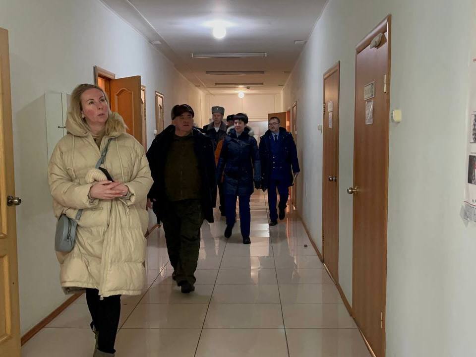 Губернатор поручил оказать финансовую помощь нейской больнице после атаки дронов