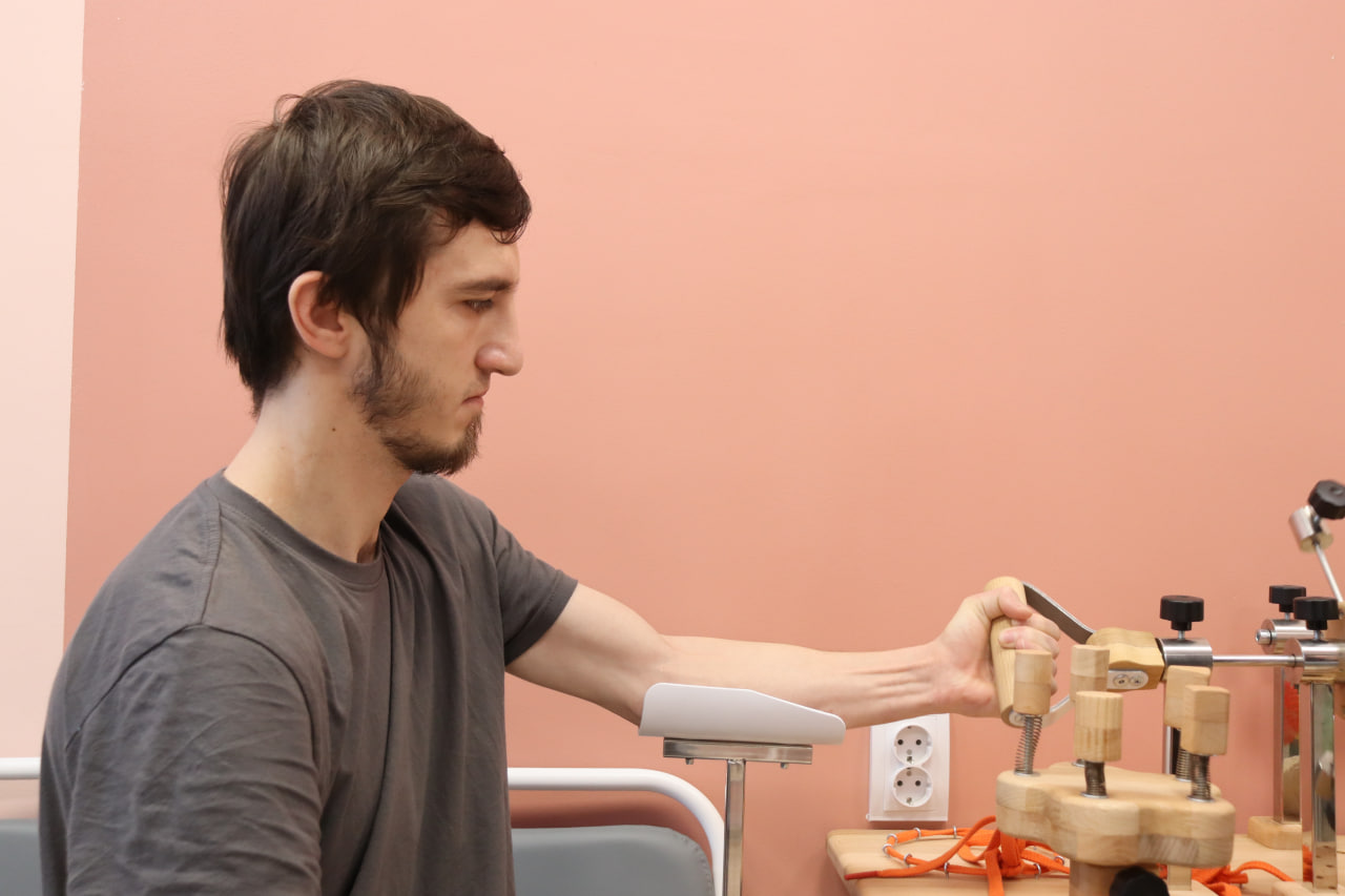 Костромской госпиталь ветеранов обзавелся высококачественным оборудованием для реабилитации бойцов СВО