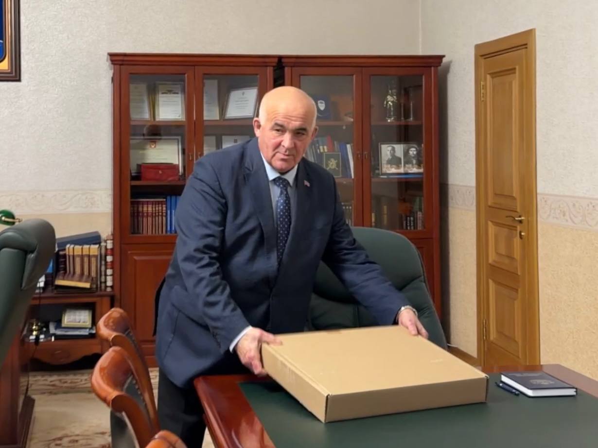 Костромскому губернатору подарили на день рождения беспилотник