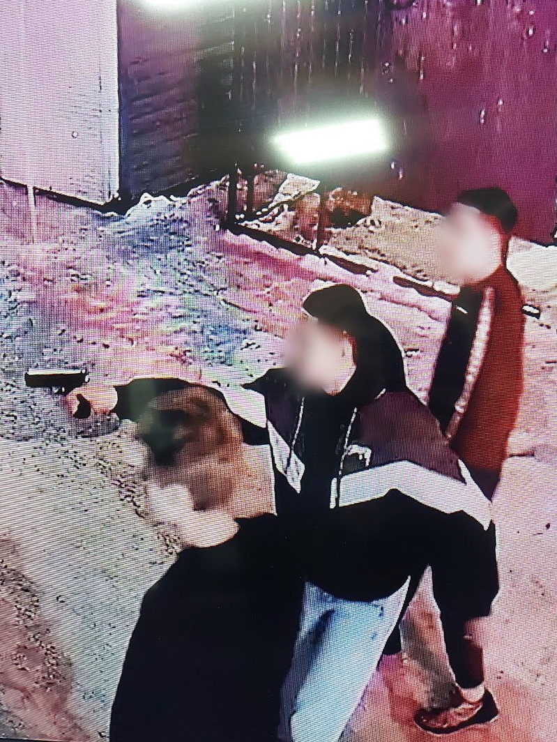 В Костроме День студента закончился стрельбой у бара и уголовным делом