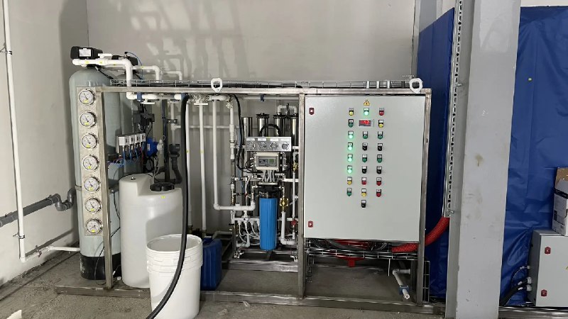 В Шарье достроили новую ледовую арену