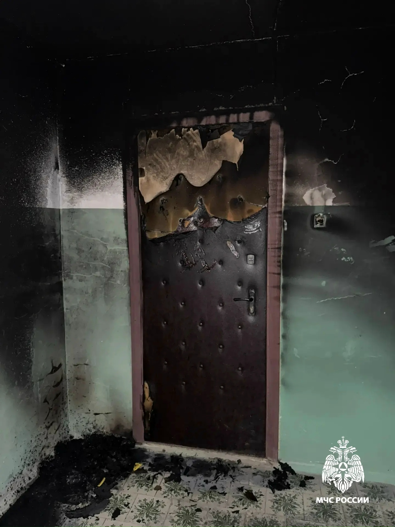 В доме на Никитской в Костроме неизвестные подожгли детскую коляску