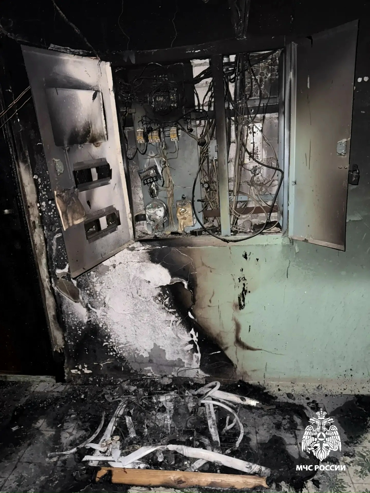 В доме на Никитской в Костроме неизвестные подожгли детскую коляску