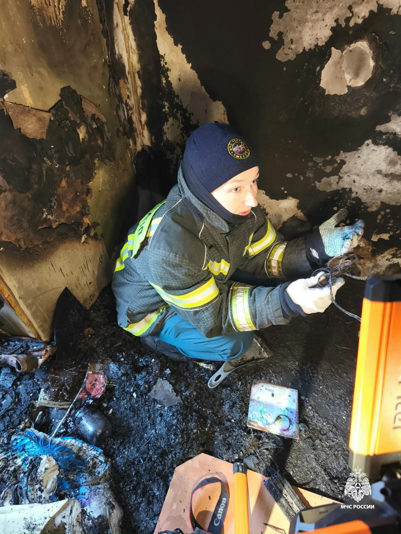 В МЧС назвали предварительную причину пожара в Давыдовском, где едва не погибла девочка