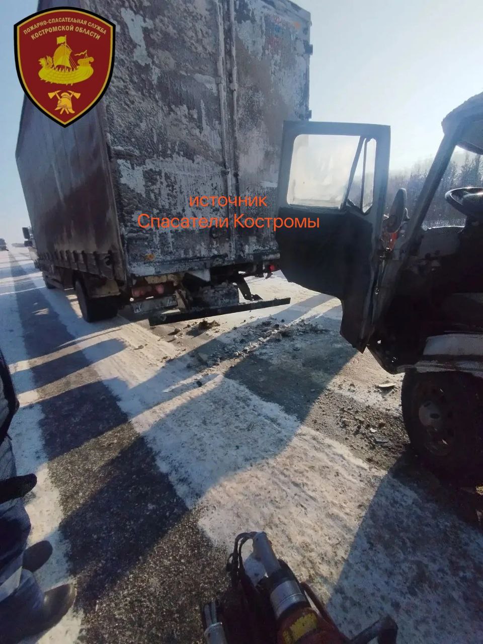 Страшное массовое ДТП с участием фуры и УАЗа произошло в Костромской области