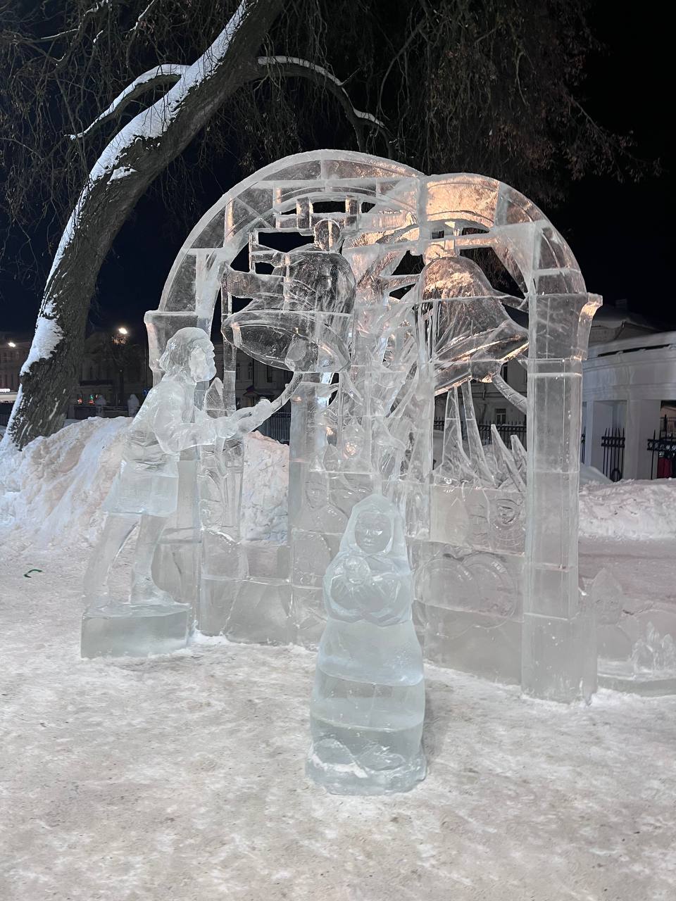 Для ледяных шедевров фестиваля «Кострома - Зимняя сказка» вновь ищут «постоянную прописку»