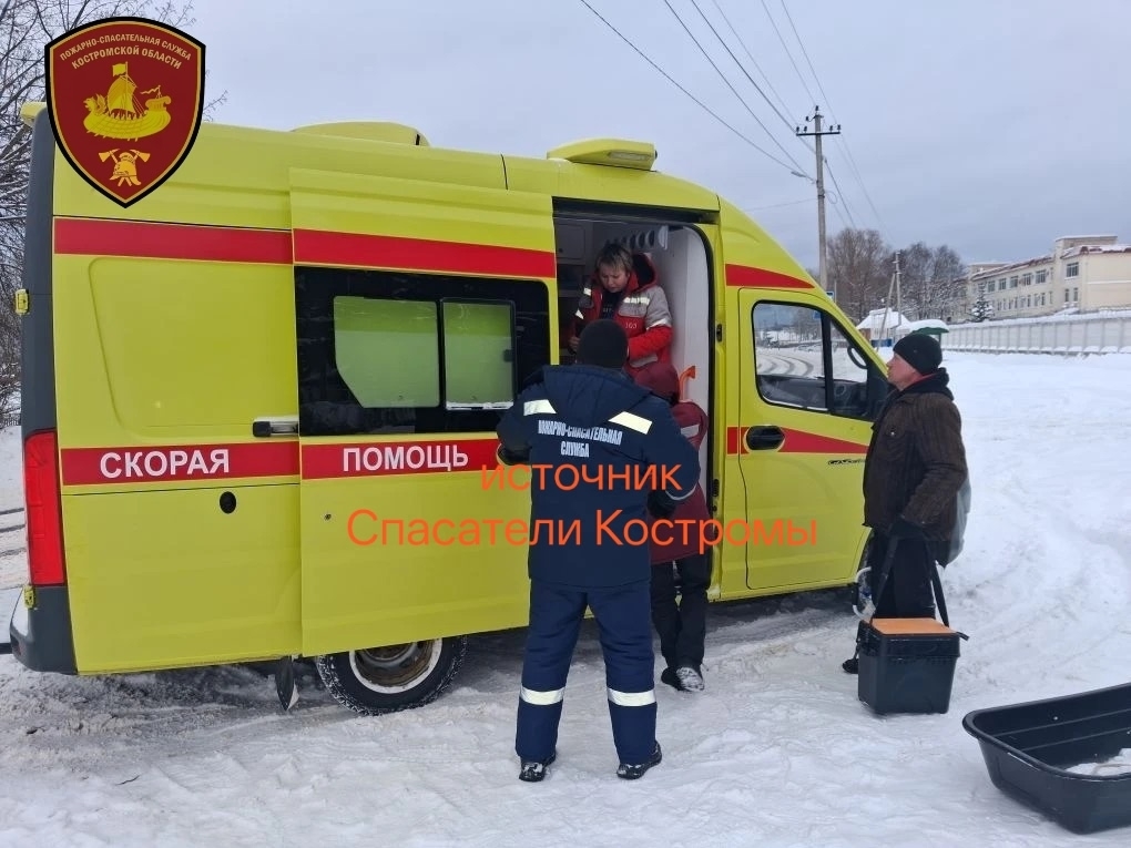 В Галиче спасли рыбака, у которого отказали ноги