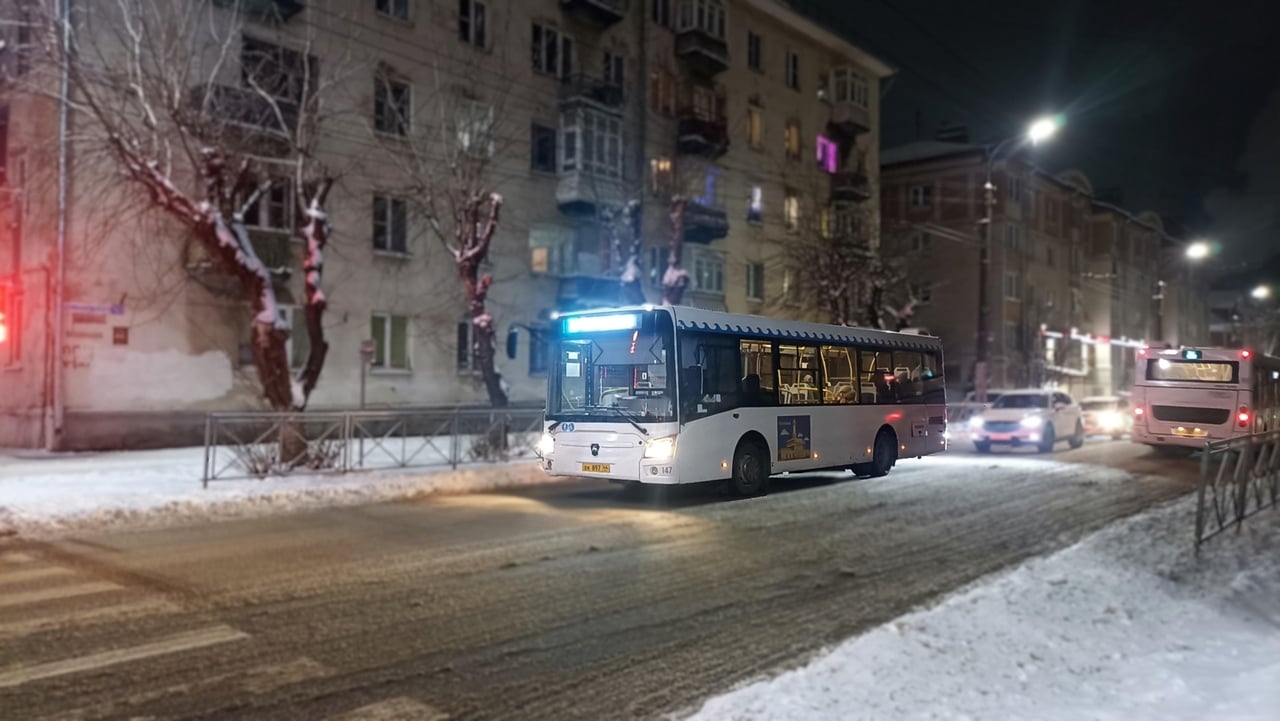 Обломки БПЛА в 28-й школе Костромы: что известно к этому часу