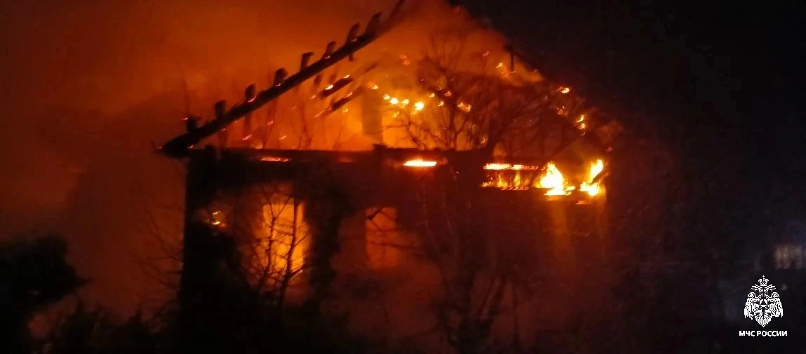 В Костромской области при пожаре в частном доме погиб пожилой мужчина