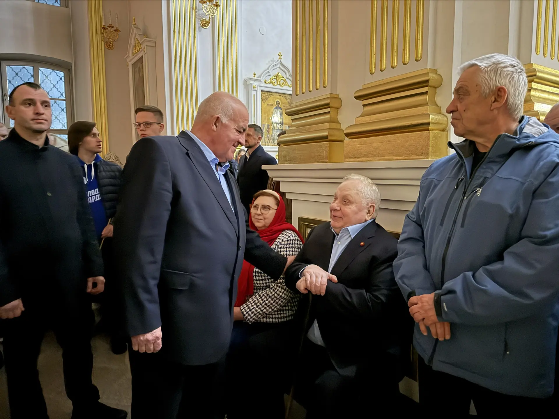 Губернатор Ситников и меценат Тырышкин встретили Пасху в Костромском кремле