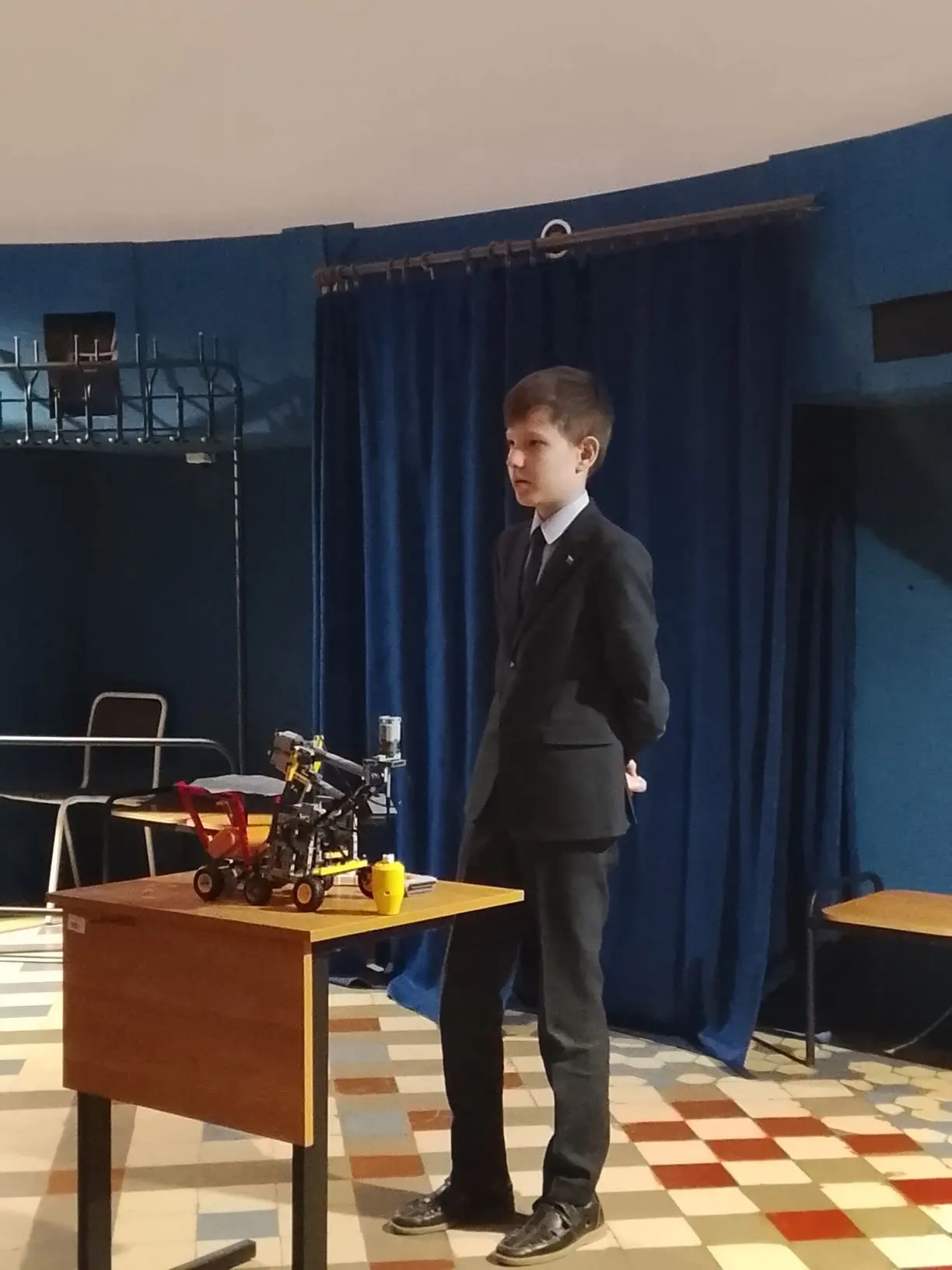 Костромской школьник изобрел буровую установку для добычи льда на Марсе