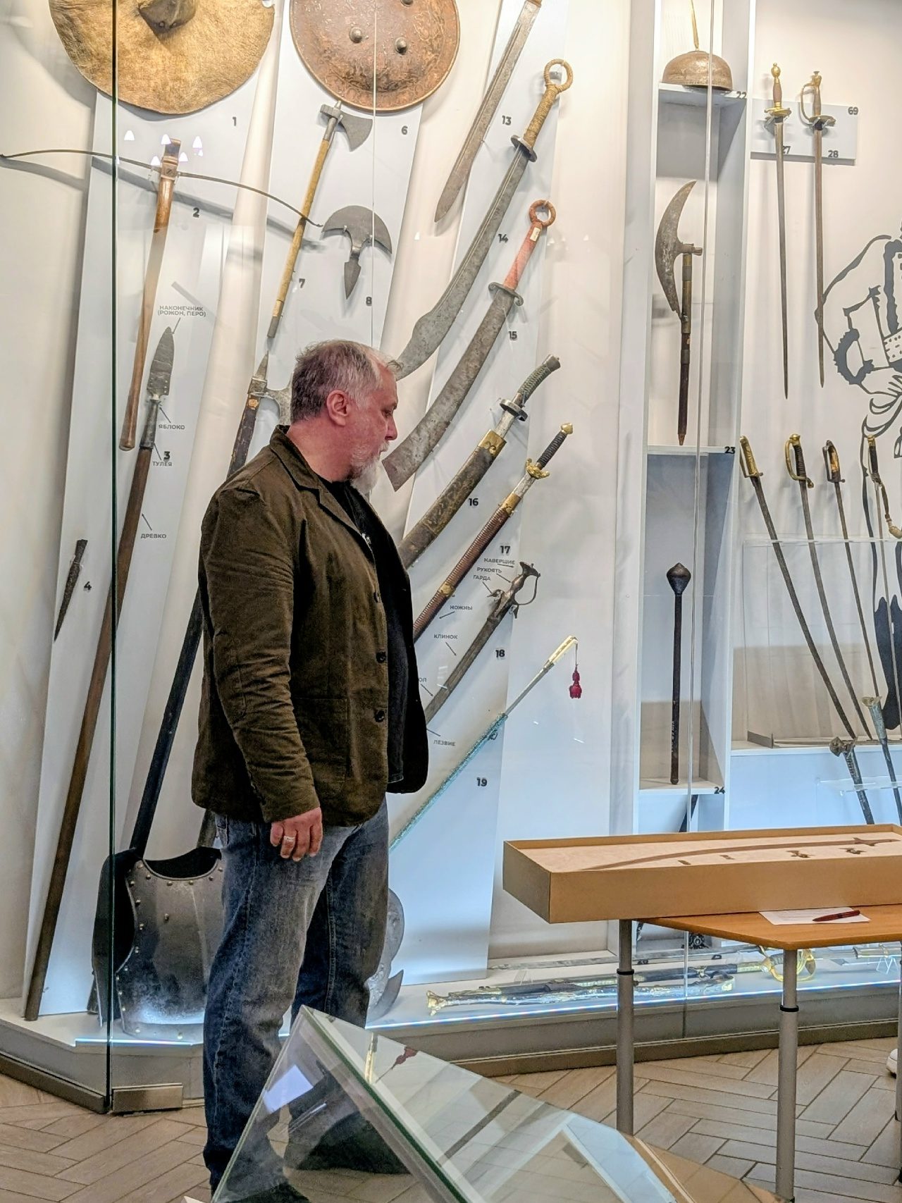 В Костромском музее появилась уникальная персидская сабля возрастом более 300 лет