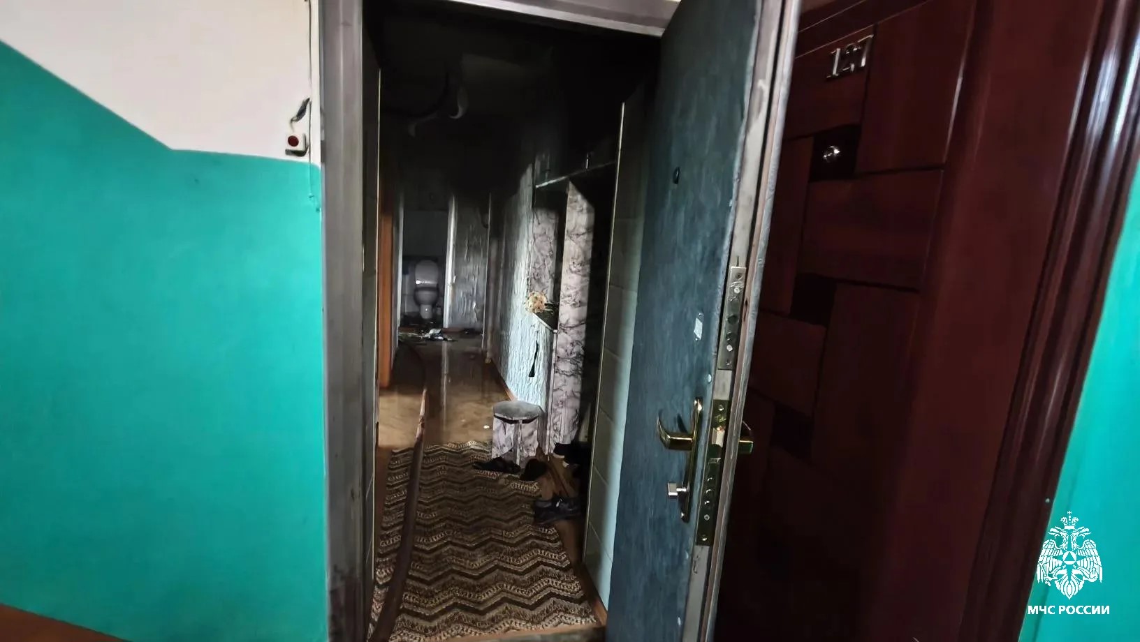 Ожоги лба и шесть спасенных: в Шарье произошел пожар в многоэтажке