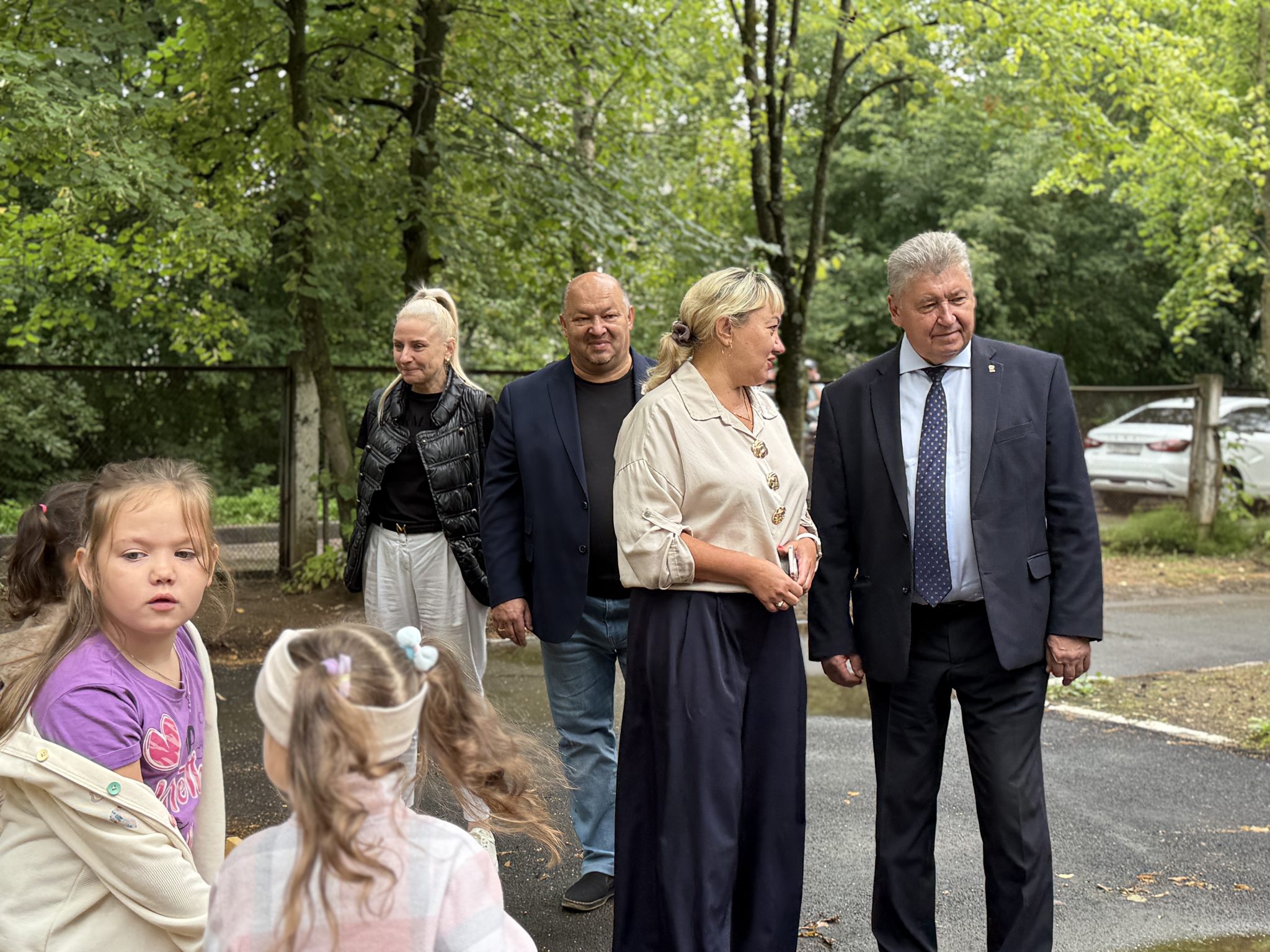 В Костроме вместо заброшенного пустыря на Шагова — Скворцова открыли новый сквер
