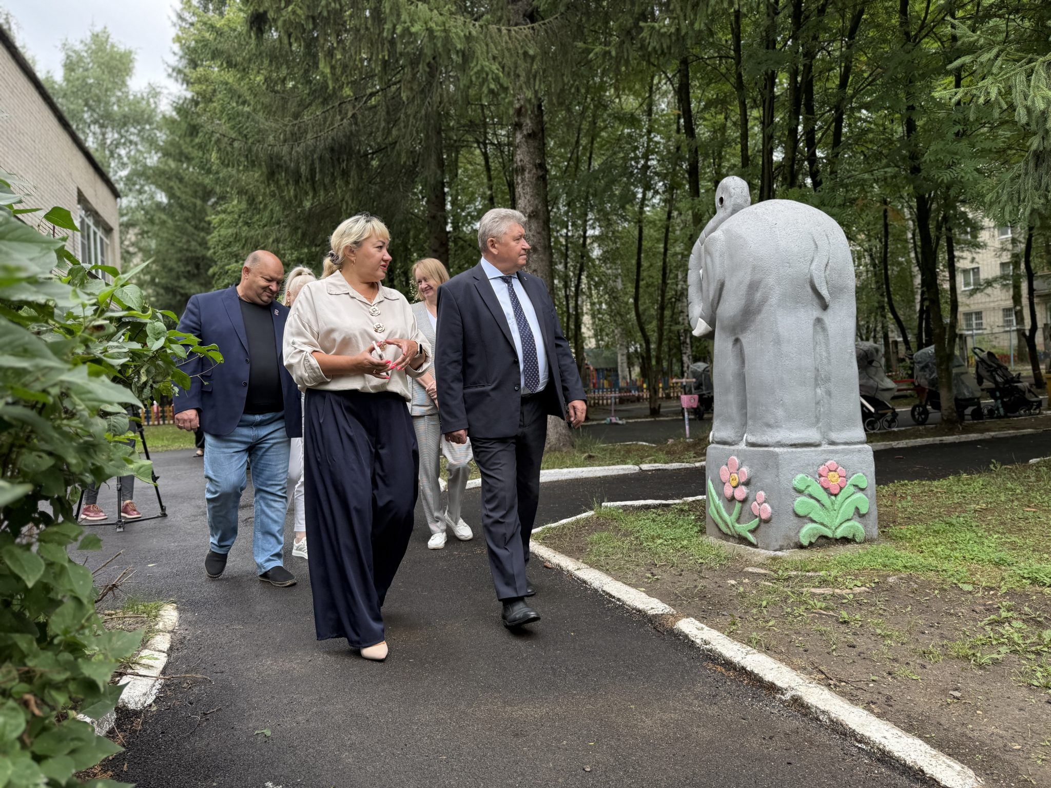 В Костроме вместо заброшенного пустыря на Шагова — Скворцова открыли новый сквер