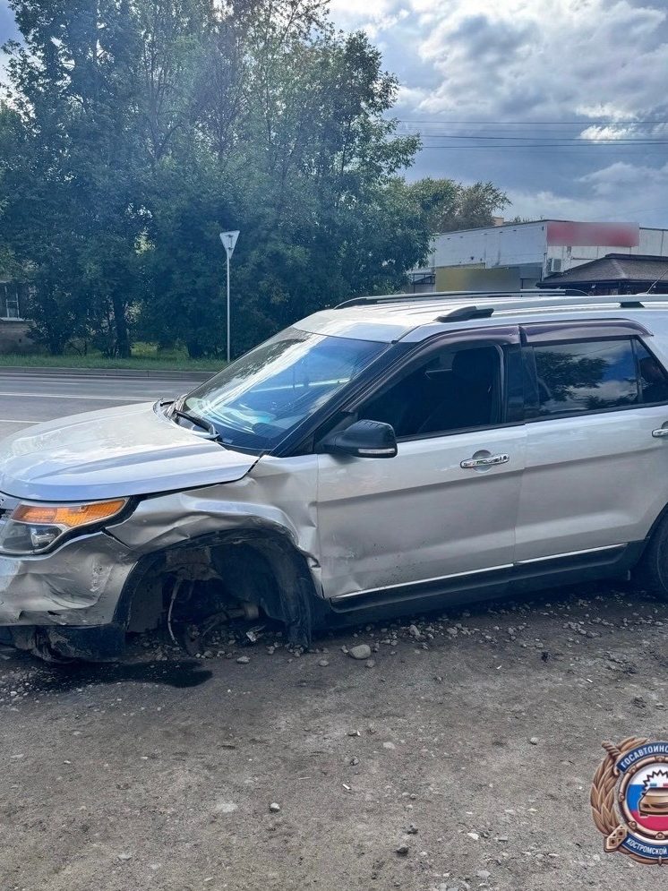 В Костроме девушка и водитель пострадали в аварии по вине водителя «американца»