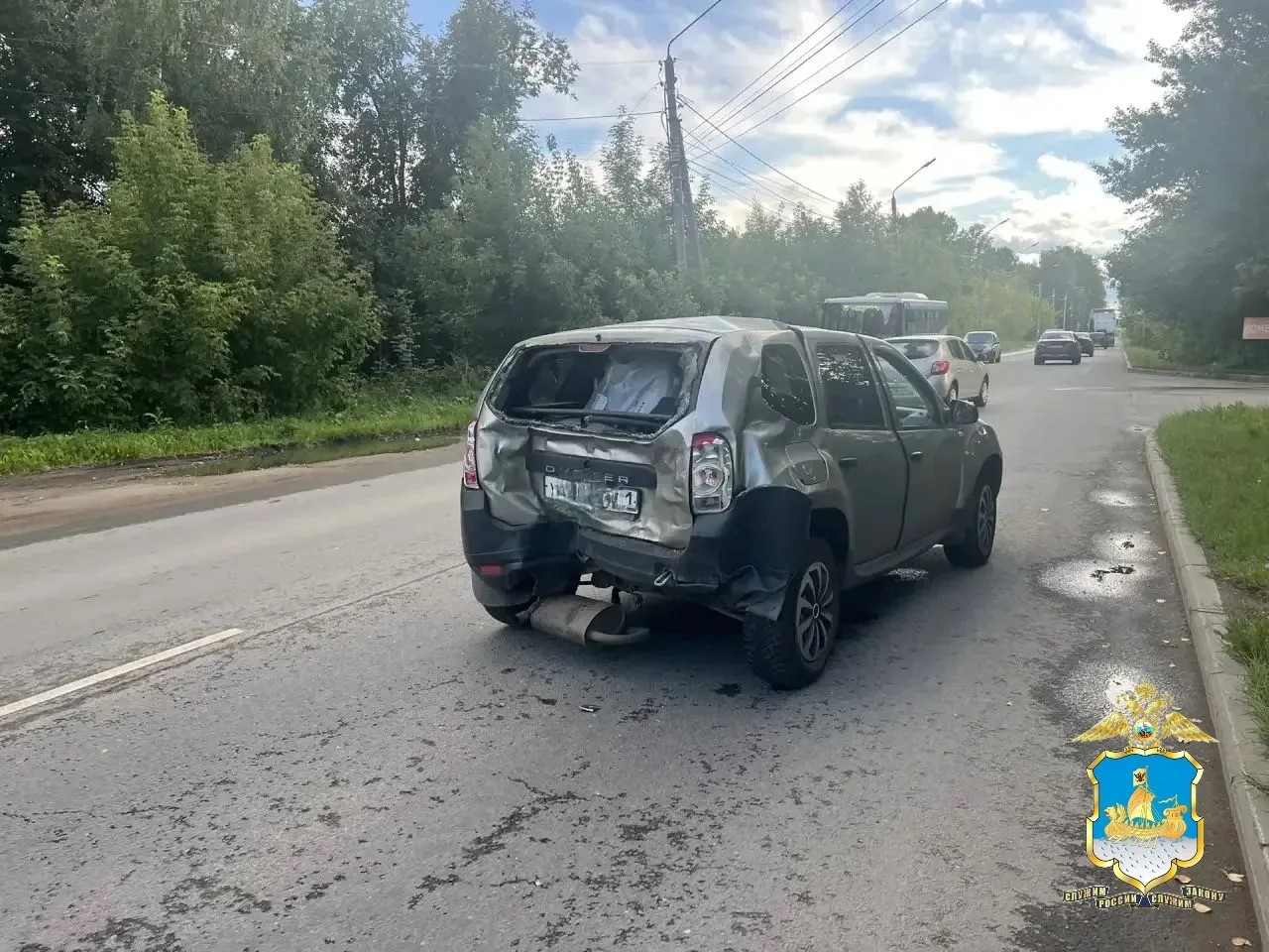 В Костроме четырехлетняя девочка пострадала в ДТП из-за поездки на руках у матери без автокресла