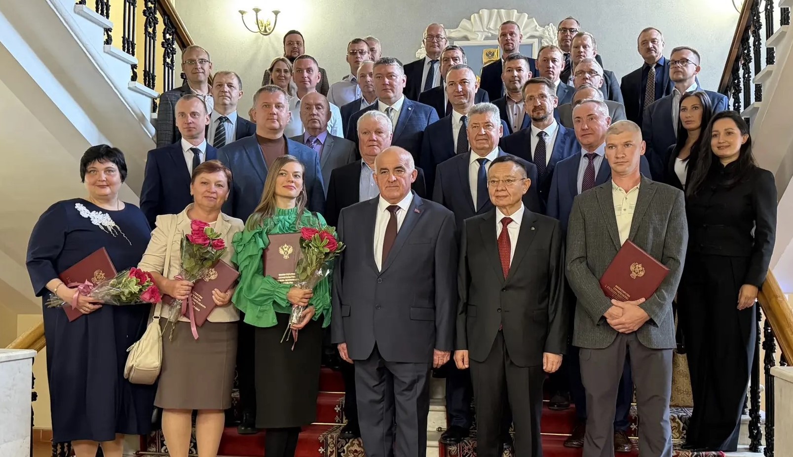 Глава Минстроя РФ Ирек Файзуллин: Костромская область успешно выполняет задачи Президента