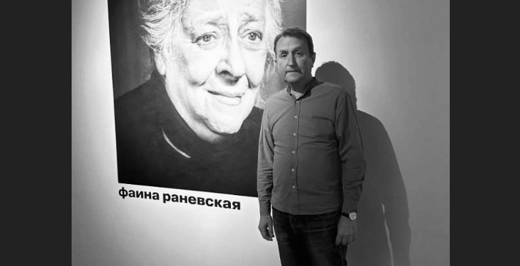 В Костроме ушел из жизни известный ведущий Александр Данилов