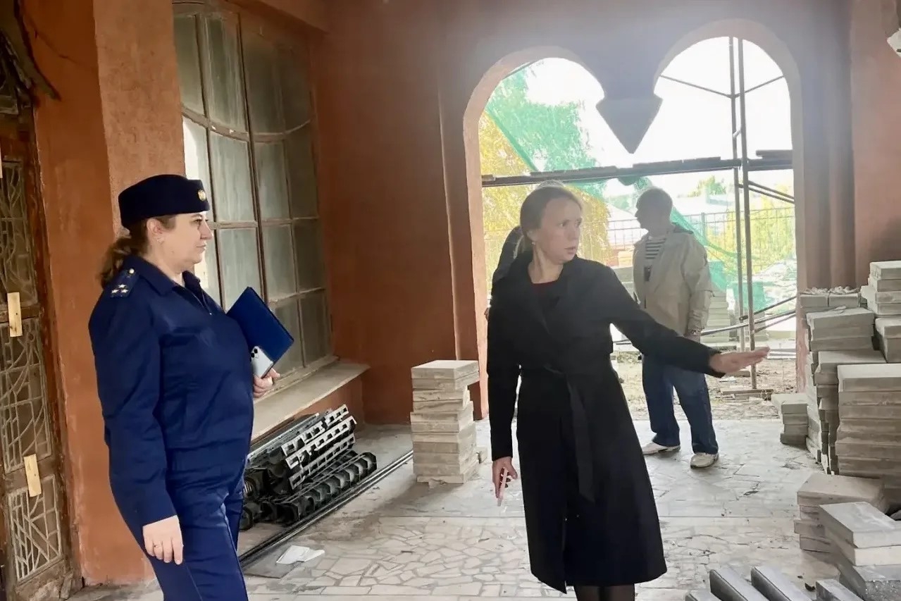 Ремонт театра кукол в Костроме вновь затягивается «не по-детски»